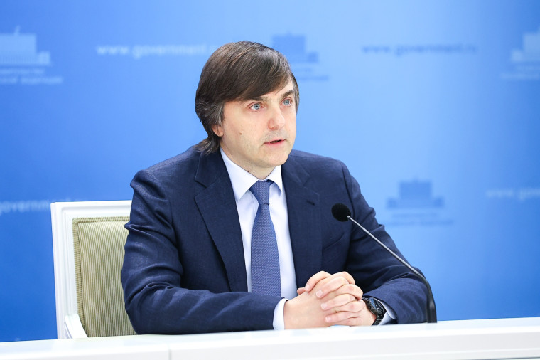 Завершается учебный год. Министра просвещения РФ Сергей Кравцов выделил главные результаты и основные итоги 2024/25 учебного года. Подробнее на сайте Минпросвещения России.